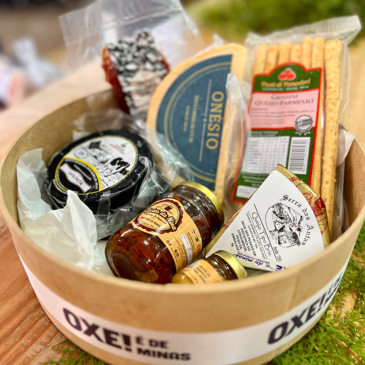 Kit presente OXE queijos brasileiros e antespastos