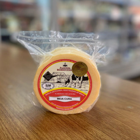 Queijo Meia Cura - Fazenda Bom Sucesso