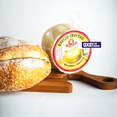 Pão bola + Mozarela Trufada Esmeralda